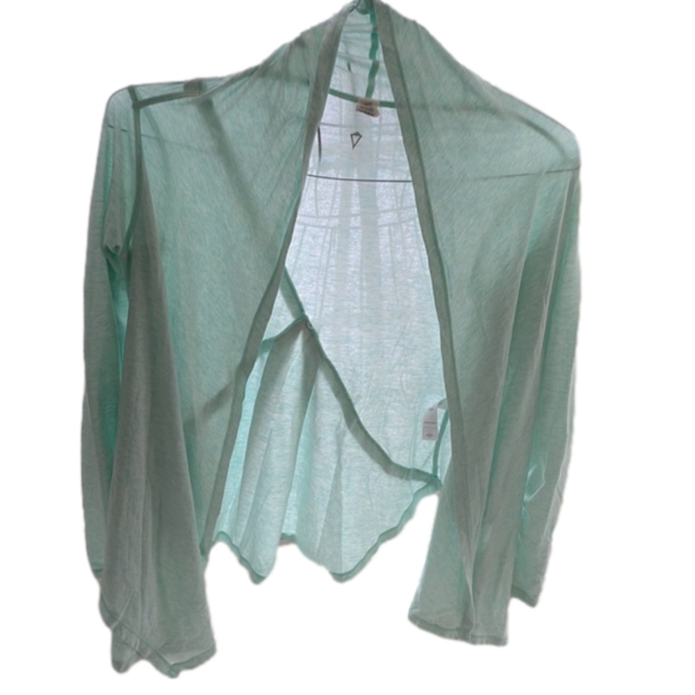 🌿Ivivva by Lululemon girls light green front wrap long-sleeved shirt size 10🌿